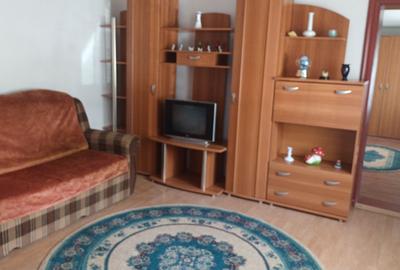 Casă cu 3 camere cu Teren 1200 Mp în Central