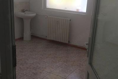 Spațiu comercial, de 60 mp, în Ultracentral