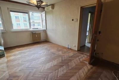 Apartament cu 3 camere semidecomandat în Titan - 2