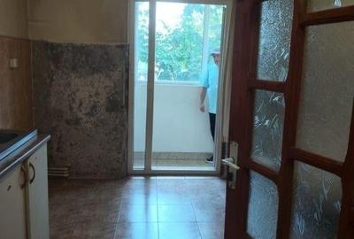 Apartament cu 2 camere decomandat, mobilat în Valea Rosie