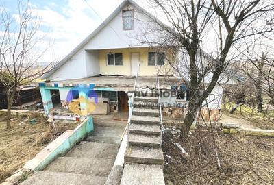 Casă individuală cu 7 camere cu Garaj în Dobreni - 14