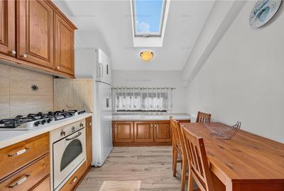 Apartament cu 3 camere decomandat, mobilat în Sânpetru - 12