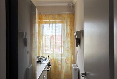 Apartament cu 3 camere decomandat în Șagului