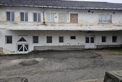 Spațiu comercial, de 500 mp, în Central