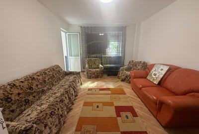 Apartament cu 3 camere decomandat, mobilat în 1 Mai