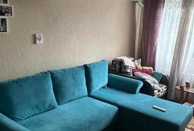 Apartament cu 2 camere decomandat în Apărătorii Patriei