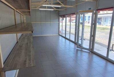 Spațiu comercial, de 31 mp, în Central - 1
