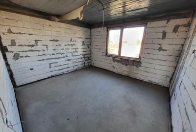 Casă individuală cu 4 camere cu Teren 1000 Mp în Vânători - 10