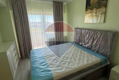 Apartament cu 2 camere decomandat, mobilat în Nicolina