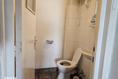 Apartament cu 4 camere decomandat în Podu Roș - 1