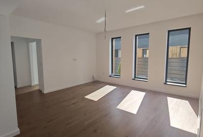 Casă cu 4 camere cu Teren 550 Mp în Central - 9