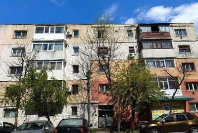 Apartament cu 3 camere în Topliceni