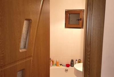 Apartament cu 2 camere decomandat în Lipănești - 4