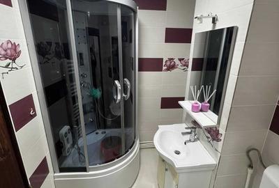 Garsonieră decomandată în 5 Călărasi