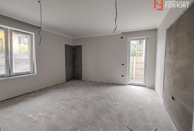 Apartament cu 2 camere decomandat în Giroc