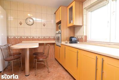 Apartament cu 3 camere decomandat, mobilat în Nerva Traian - 6