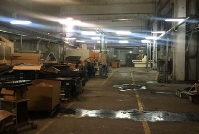 Spațiu industrial, de 7,100 mp, în Central - 3