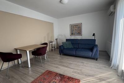 Apartament cu 3 camere decomandat, mobilat în Sisești