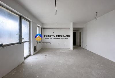 Apartament cu 3 camere decomandat în Calea Romanului