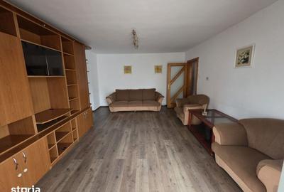 Apartament cu 3 camere în Cetate - 3