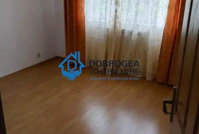 Apartament cu 2 camere decomandat, mobilat în C5 - 5