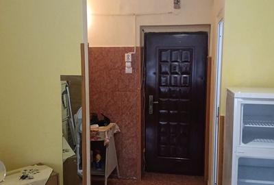 Garsonieră decomandată în Exterior Vest - 1
