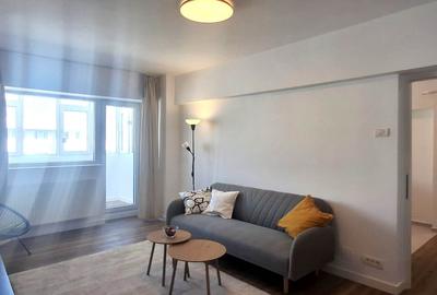 Apartament cu 2 camere decomandat în Titulescu