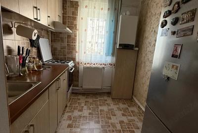 Apartament cu 2 camere decomandat în Marghiloman