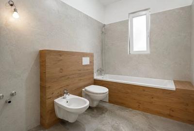 Casă cu Teren 400 Mp în Utvin