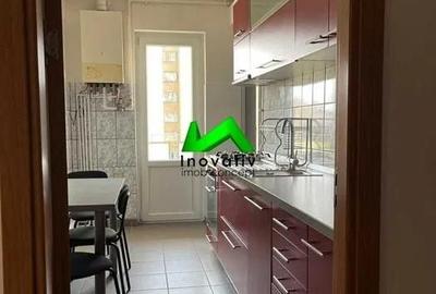Apartament cu 3 camere decomandat în Mihai Viteazul