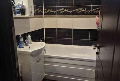 Apartament cu 3 camere semidecomandat în Rahova - 7