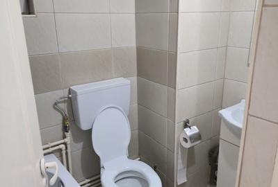 Garsonieră decomandată în Central - 2