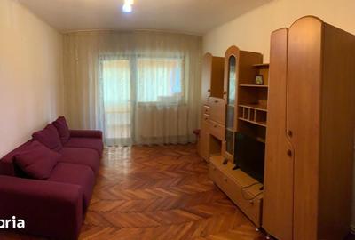 Apartament cu 3 camere decomandat în Central - 2