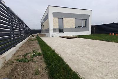 Casă cu 3 camere în Ordoreanu - 16