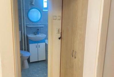 Apartament cu 2 camere semidecomandat în Romanilor