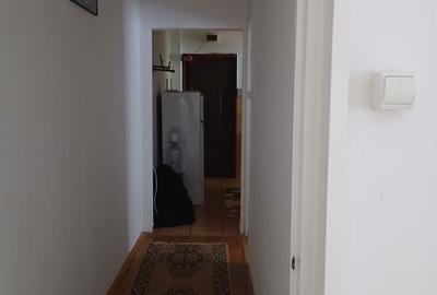 Apartament cu 2 camere decomandat în 7 Noiembrie - 7