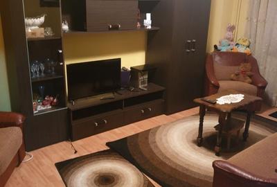 Apartament cu 3 camere în Bascov - 1