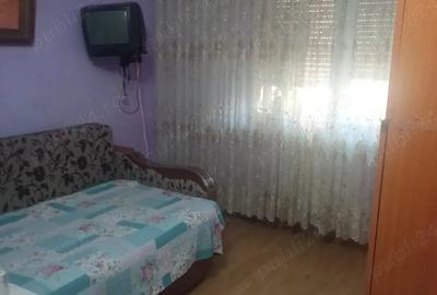 Apartament cu 2 camere semidecomandat în Viziru 1 - 2