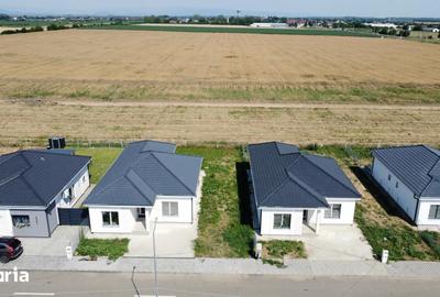 Casă cu 4 camere cu Teren 460 Mp în Central