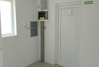 Spațiu comercial, de 20 mp, în Uverturii