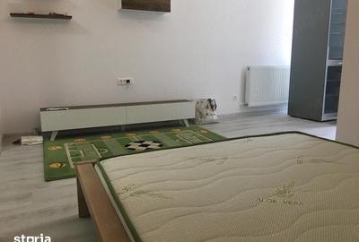 Garsonieră în Ozana