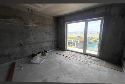 Casă cu 4 camere în Central - 6