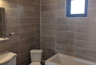 Casă cu 7 camere cu Teren 352 Mp în Valu lui Traian