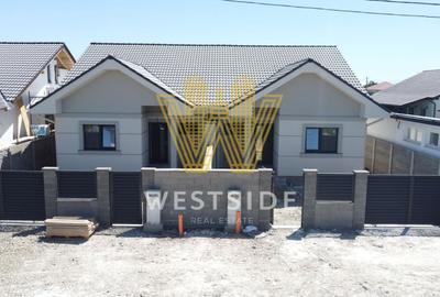 Apartament cu 3 camere decomandat în Moșnița Nouă