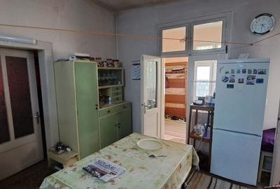 Casă cu 4 camere cu Teren 270 Mp în Central - 3