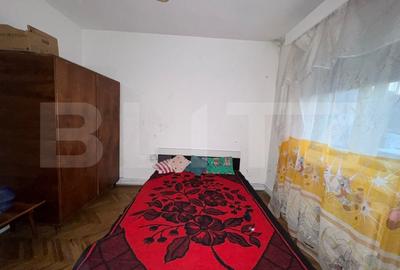 Apartament cu 3 camere decomandat, mobilat în Minerul