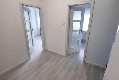 Apartament cu 2 camere decomandat în Hipodrom 1 - 5