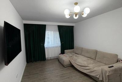 Apartament cu 2 camere decomandat în Sud
