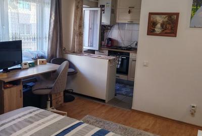 Garsonieră decomandată în Bartolomeu - 4