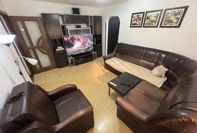 Apartament cu 2 camere semidecomandat, mobilat în Poarta 6
